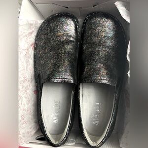 Alegria Kayla Womens Professional Shoe Meteorite 42 W